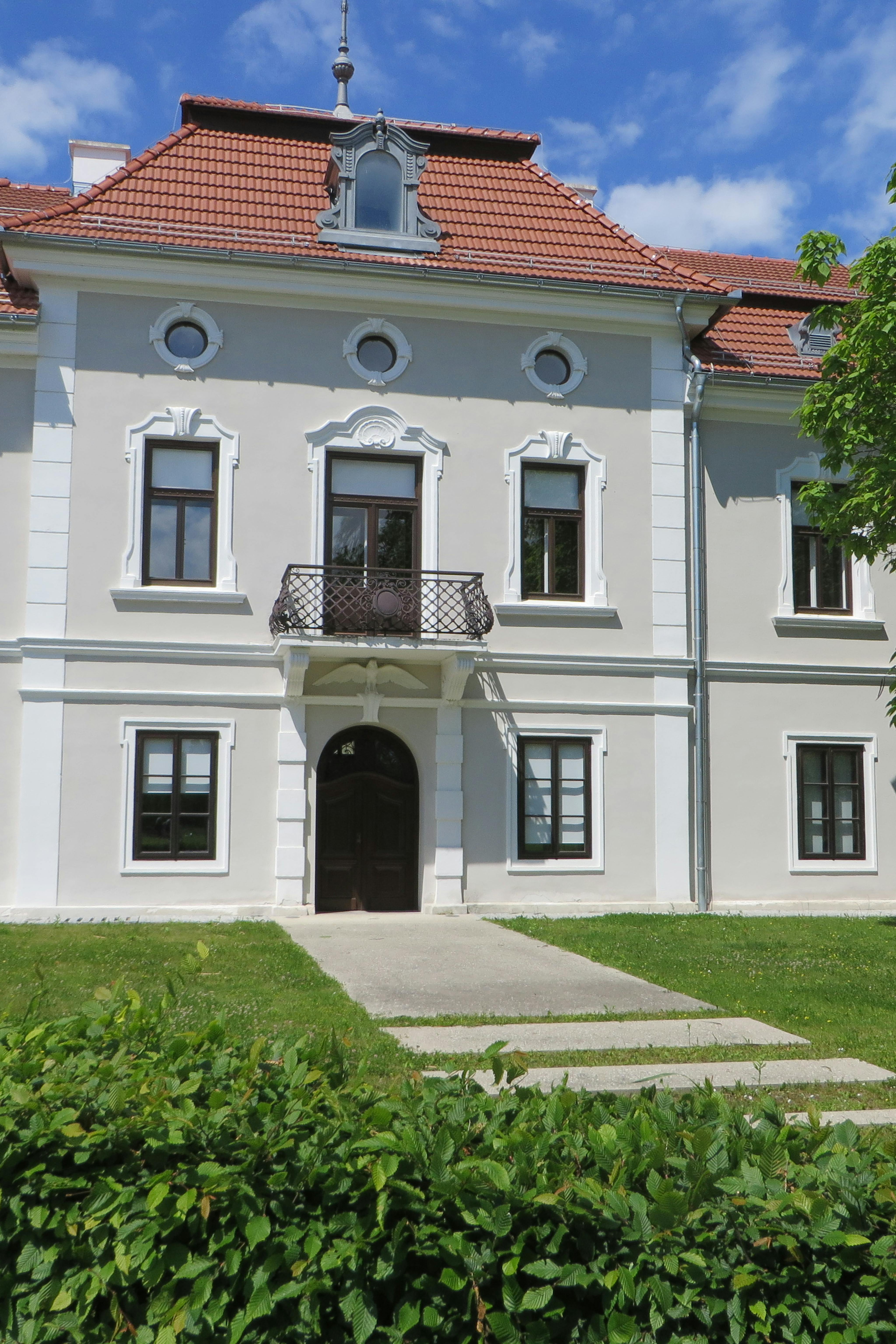 Ravno polje